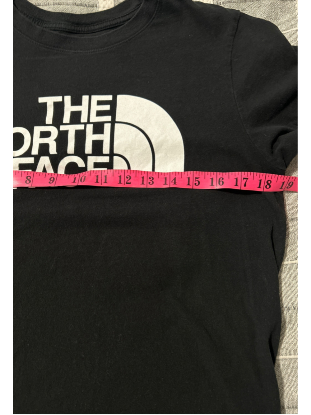 The North Face Short Sleeve Graphic Tee in Black and White - Picture 4 of 6